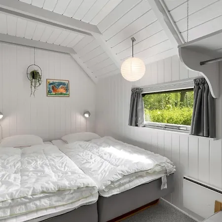 3 Bedroom Gorgeous In Toftlund Prázdninový dům
